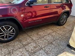 جیپ گراند شیرۆکی